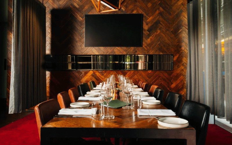 Corporate bus hire Melbourne for EOFY logistics team travel and staff events in the CBD